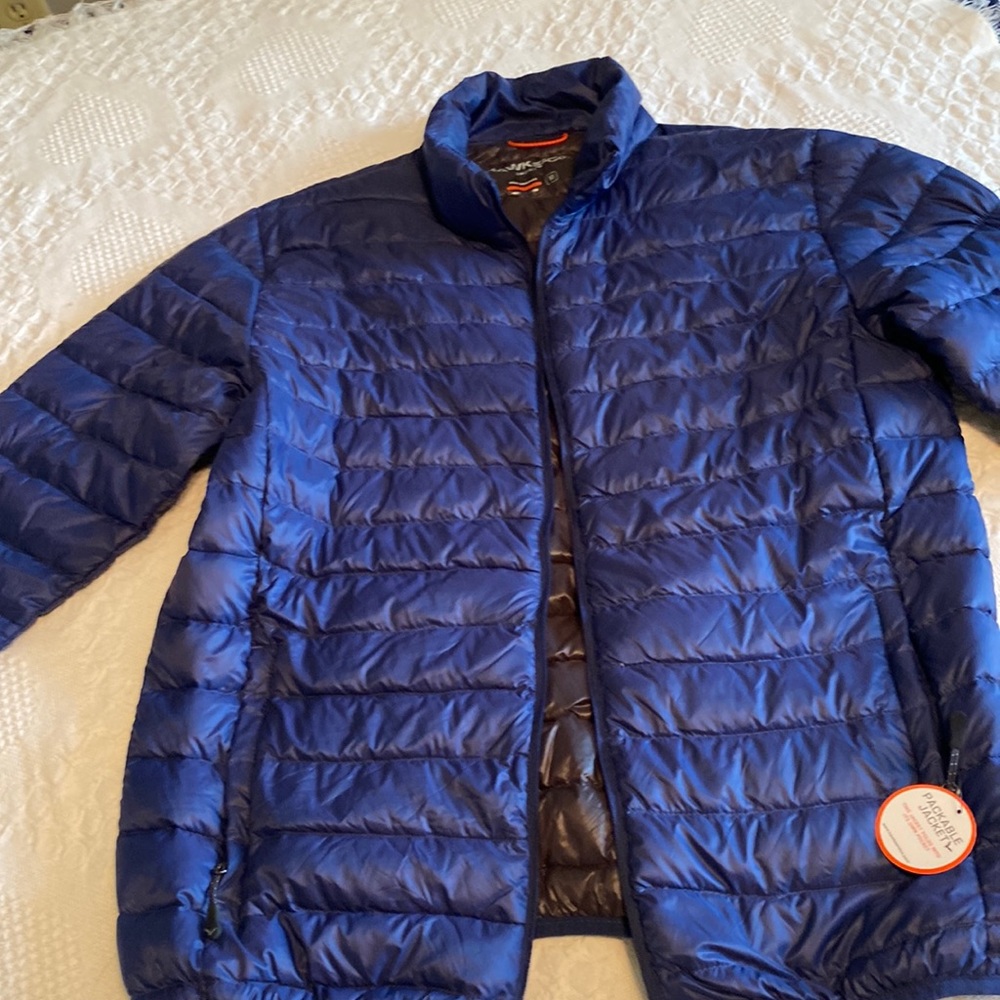 Hawk & Co Women’s lightweight puffer jacket, size M. New with tags